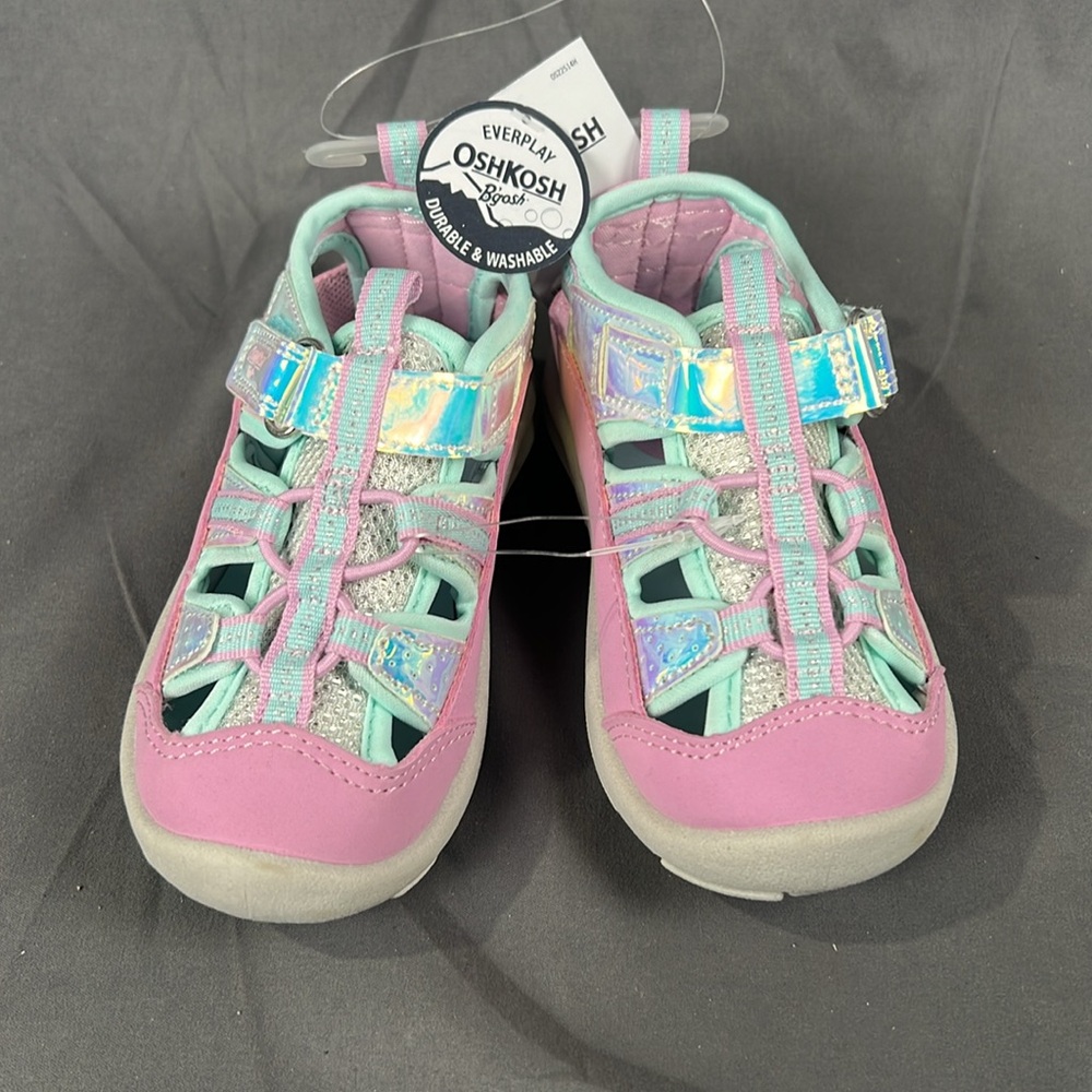 Brand New OshKosh B'Gosh "Everplay" Girl's/Toddler Bump-Toe Sandals. - Picture 8 of 8